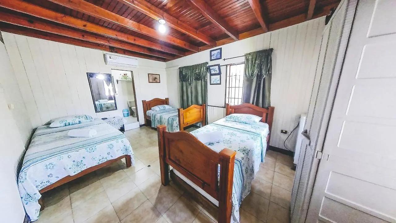 Posada Nativa Miss Trinie San Andrés